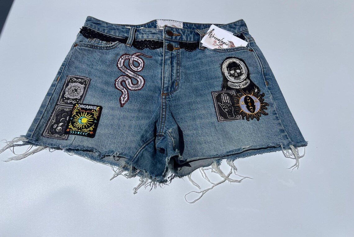 Mystic Remains | 30in Waist