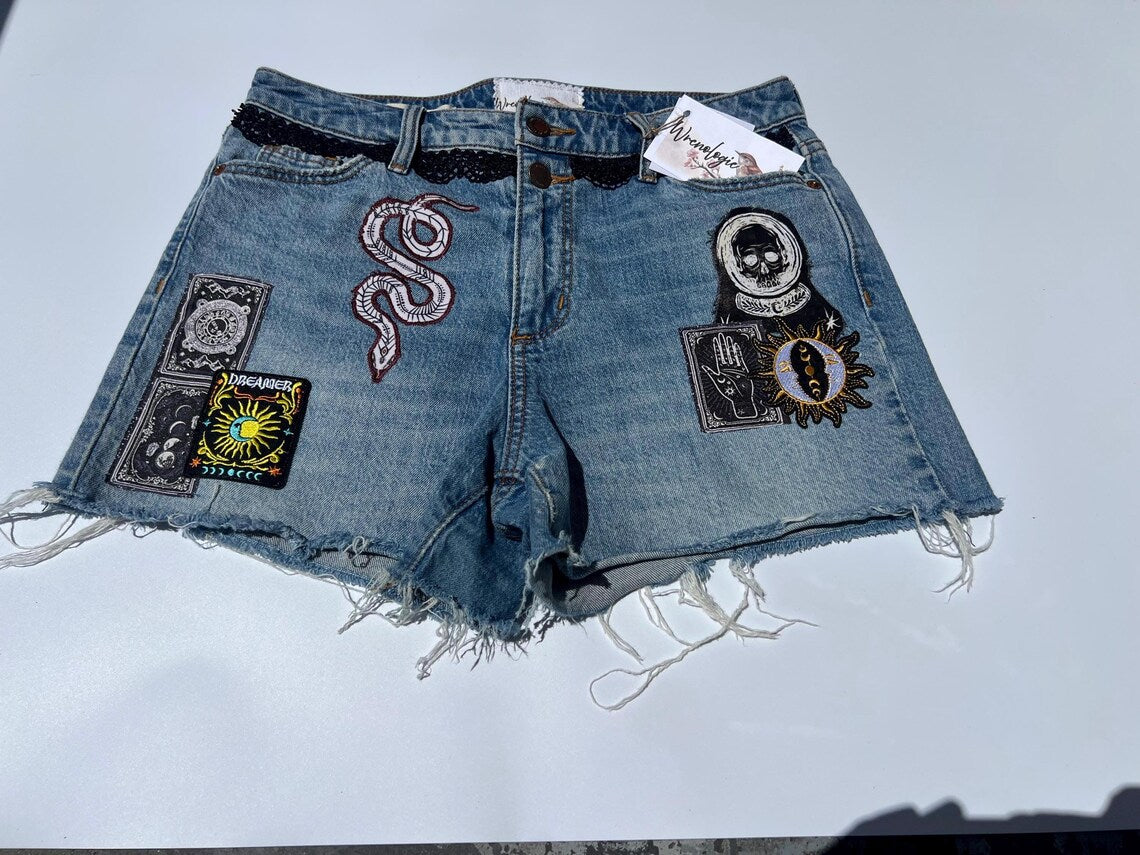 Mystic Remains | 30in Waist
