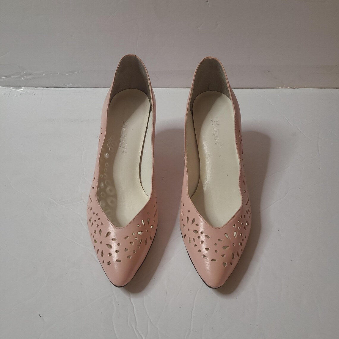 Adorable Baby Pink 9 West Vintage Pumps | Size 8.5M