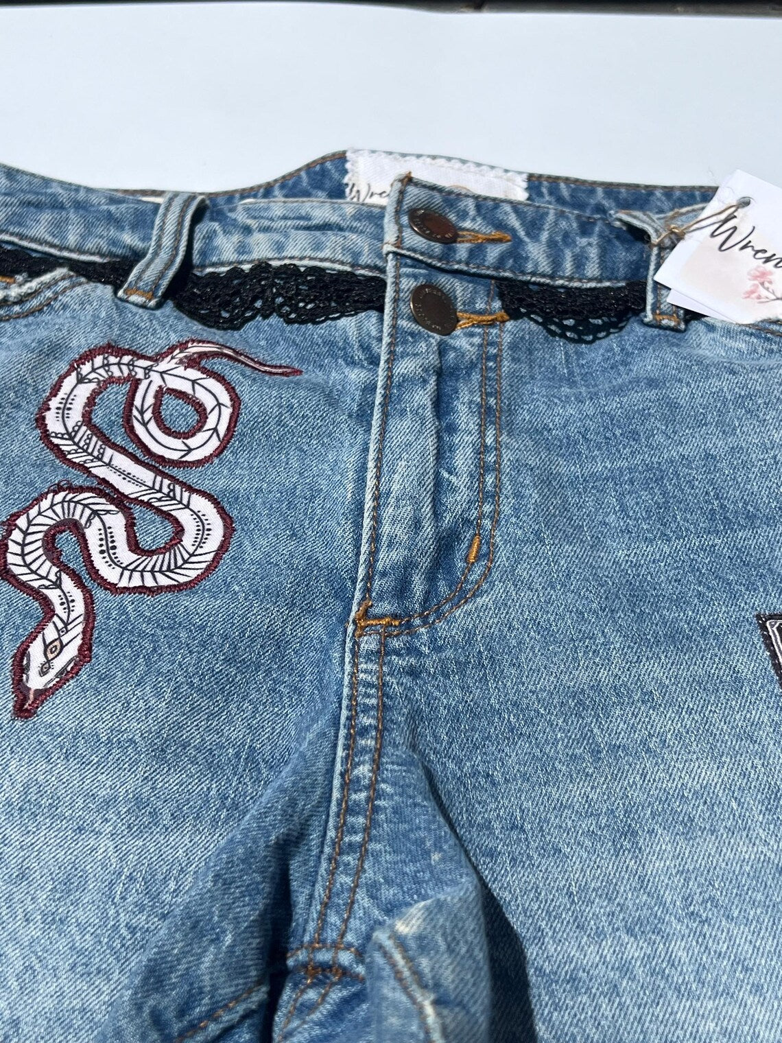 Mystic Remains | 30in Waist