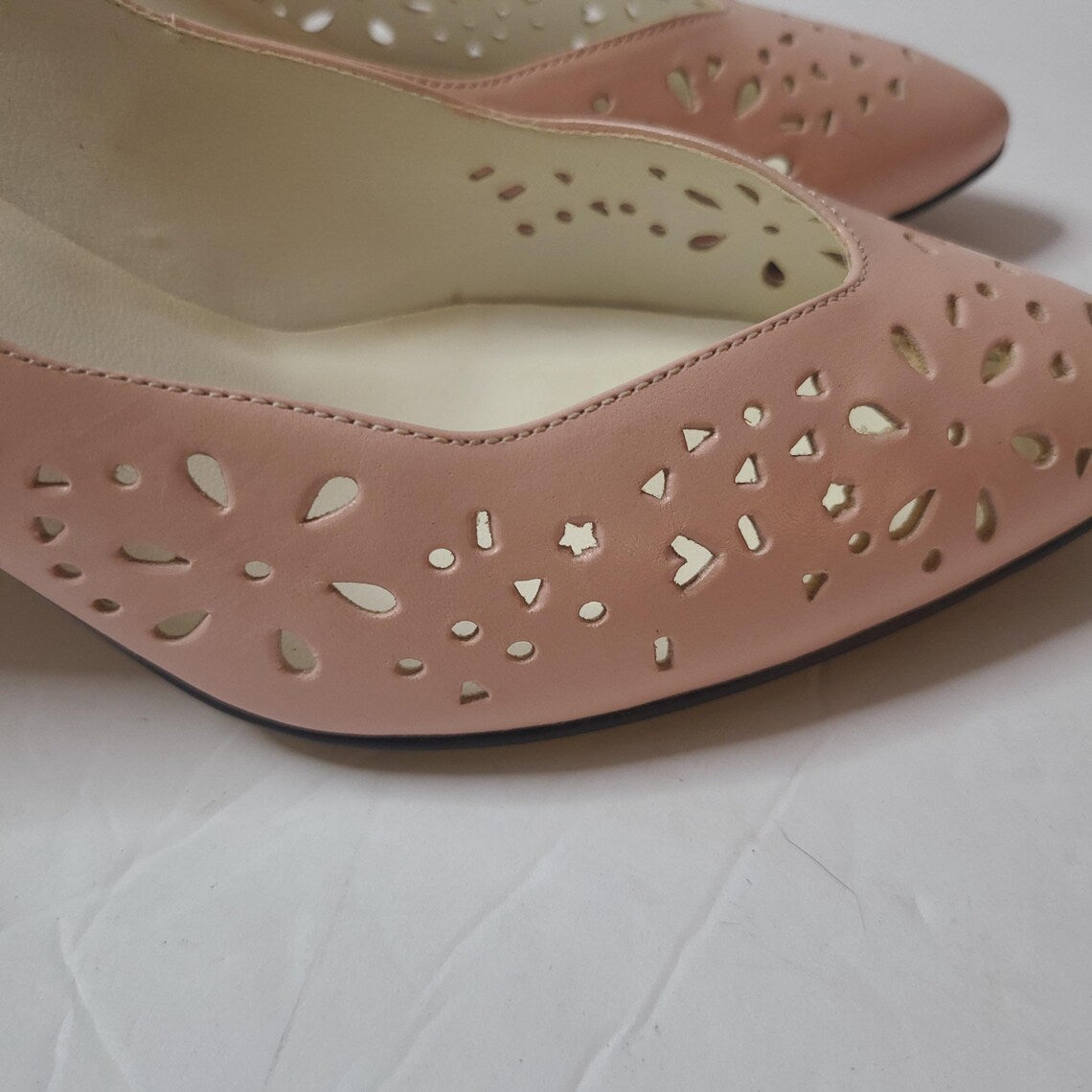 Adorable Baby Pink 9 West Vintage Pumps | Size 8.5M