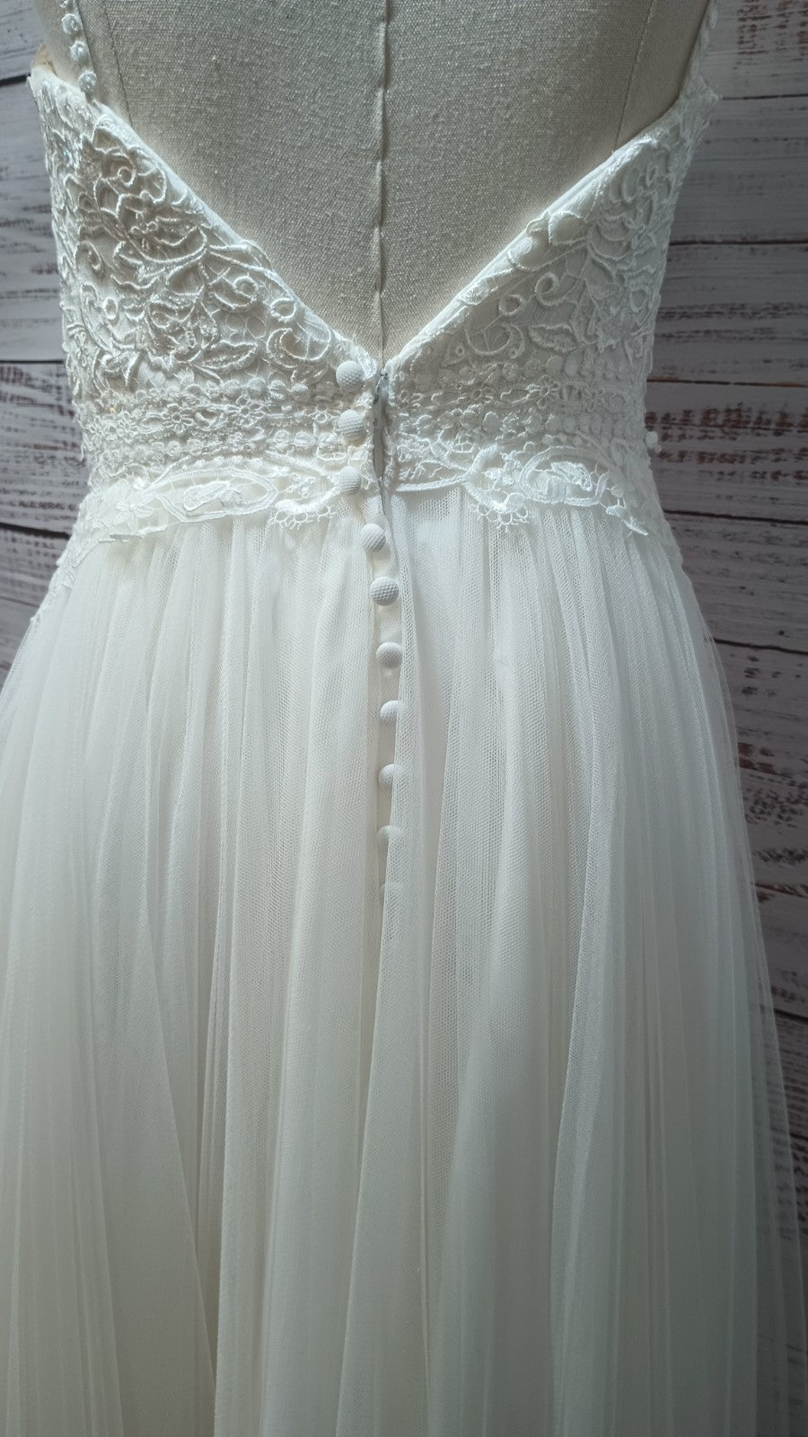 Stella York Wedding Gown | Size 6