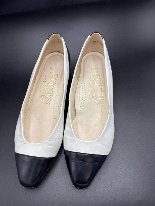 Two-Tone Heels - Black & White Retro Sandler Shoes | Size 7