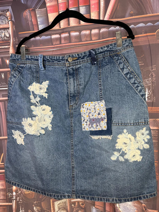 Upcycled Denim Skirt with Floral Applique, Daisy Patch and Cat Pocket | Size S