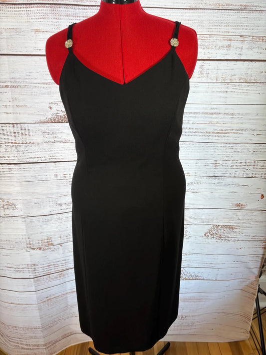 Black Due Per Due Veste Cocktail Dress | Size 12