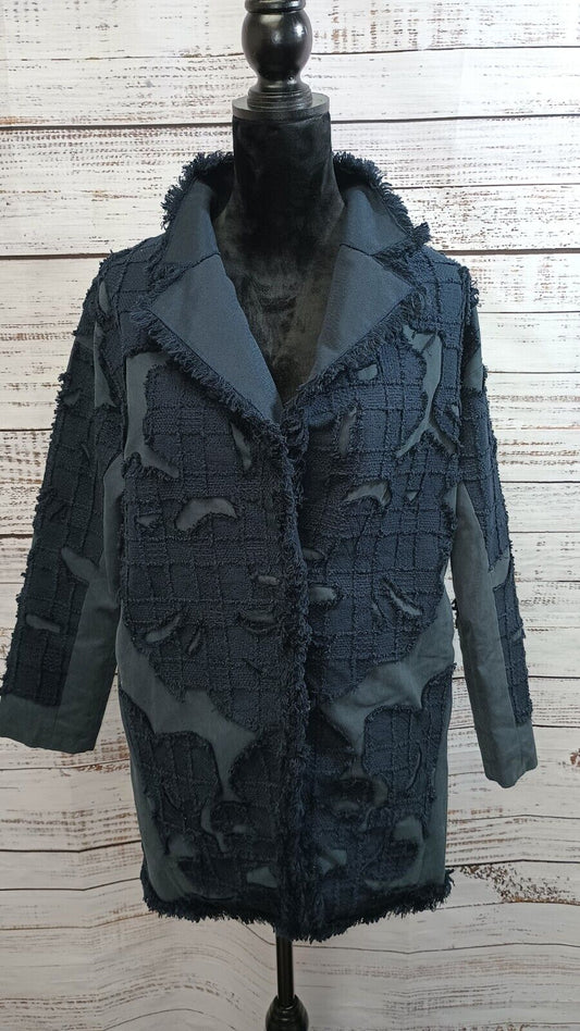 Mio Haa Unisex Shredded Coat | Size M/L